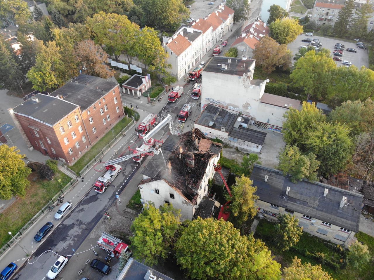 Kamienica w Olsztynie po pożarze