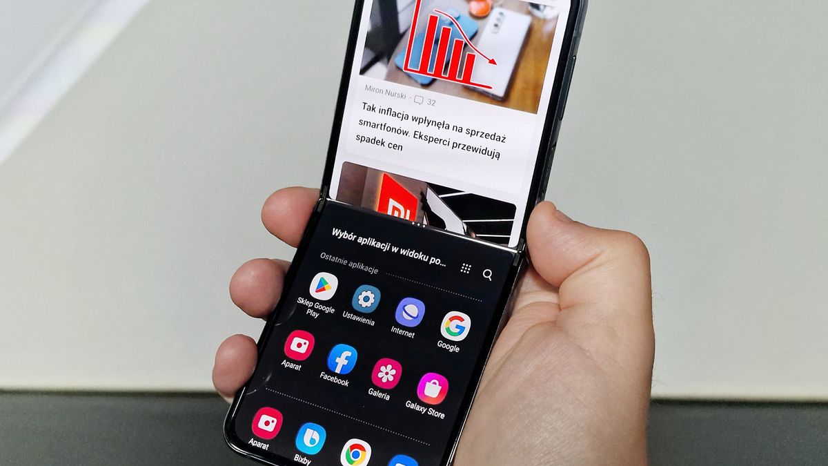 Samsung Galaxy Z Flip 4