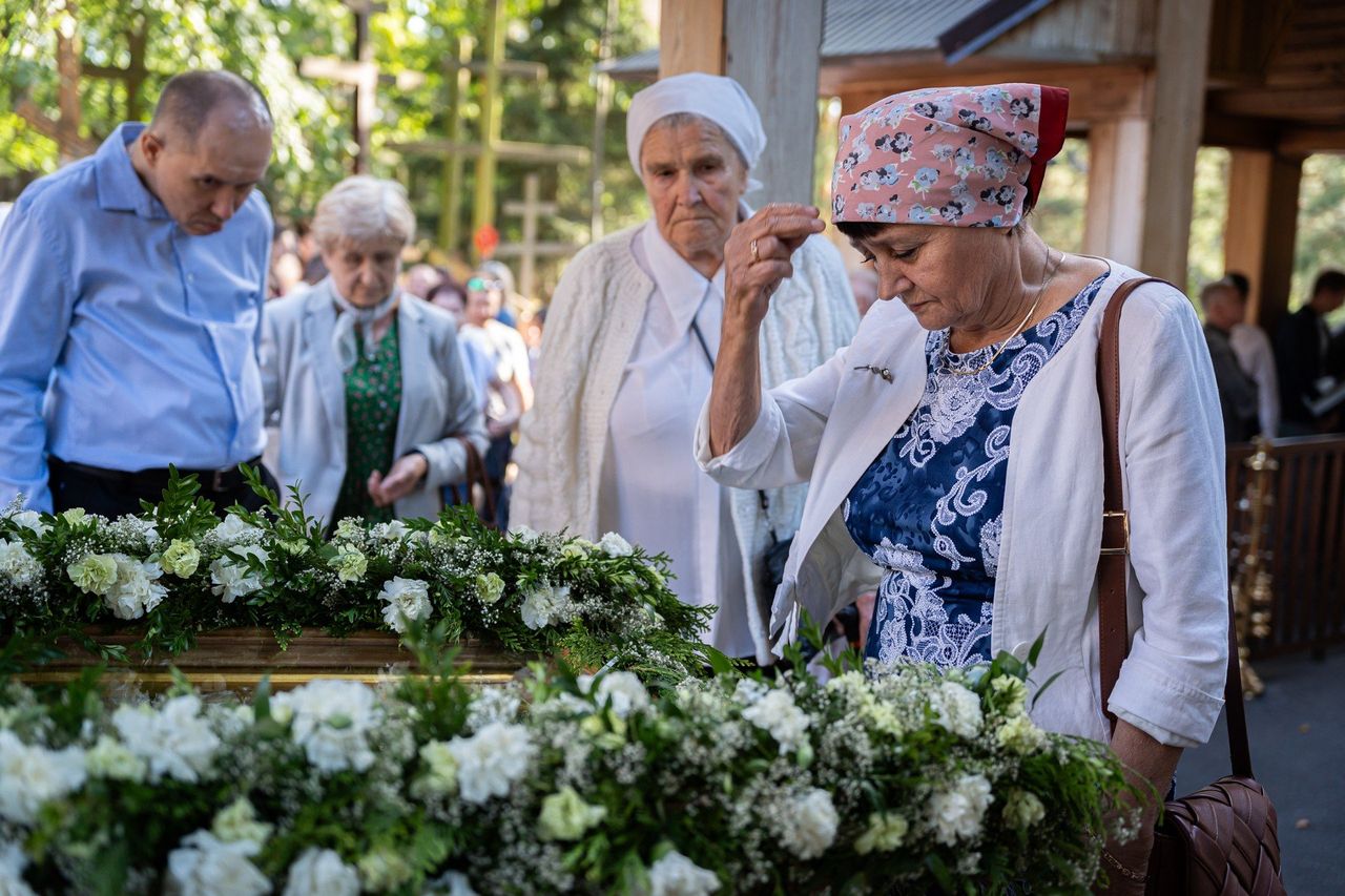 Grabarka: Uroczystość Przemienienia Pańskiego na Świętej Górze. Powitanie Hierarchów i pierwsza liturgia