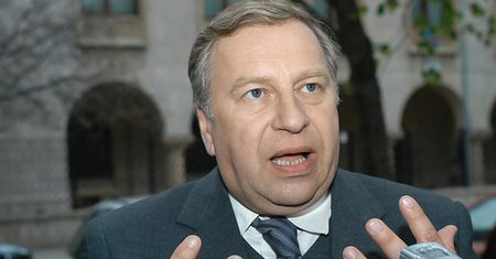 W szkole wyśmiewali Stuhra za obce nazwisko. Potem Polacy go pokochali