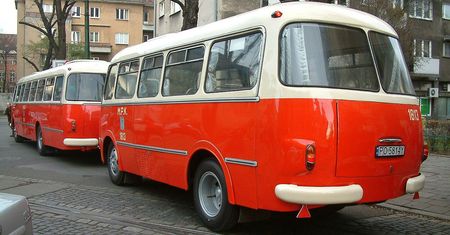 Kultowe pojazdy w PRL. Tylko mistrz zdobędzie 15/15!