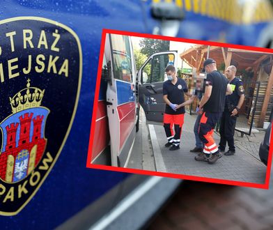 Kraków. O włos od tragedii. 80-latek uratowany przez strażników miejskich