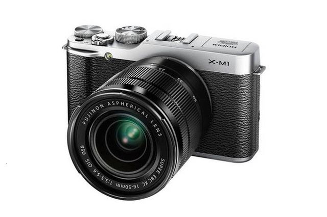 Fuji X-M1 - najmniejszy i najtańszy bezlusterkowiec tej marki 12