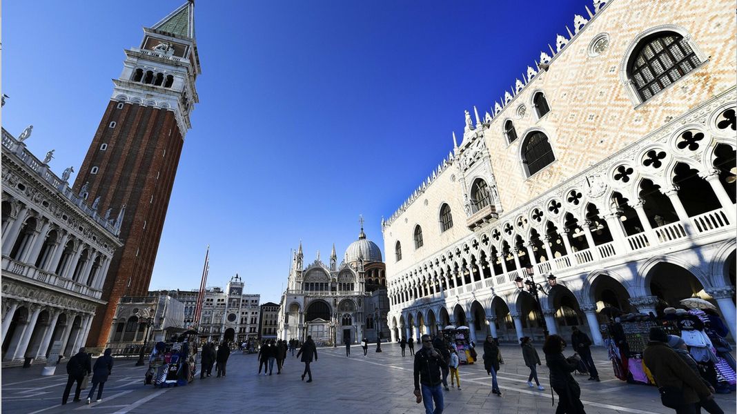 Para Włochów znalazła sposób na ślub w dobie pandemii koronawirusa