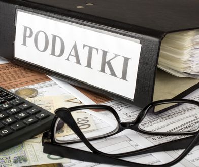 16 osób oskarżonych. Mieli wyłudzić nawet 2,7 mln zł na podatku VAT