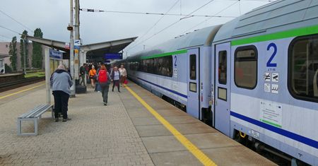 PKP PLK szuka pracowników. Wynagrodzenia sięgają 25 tys. zł