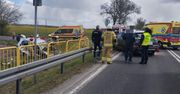 Aleksandrów: Tragedia w powiecie kolskim. Nie żyje kierowca, dwie osoby trafiły do szpitala