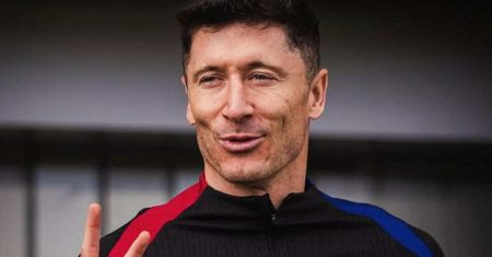 Robert Lewandowski przefarbował się na BLOND. Fani pieją z zachwytu: "Wyglądasz BOSKO"