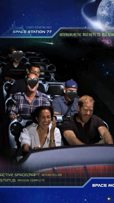 Meghan Markle i książę Harry z dziećmi w Disneylandzie