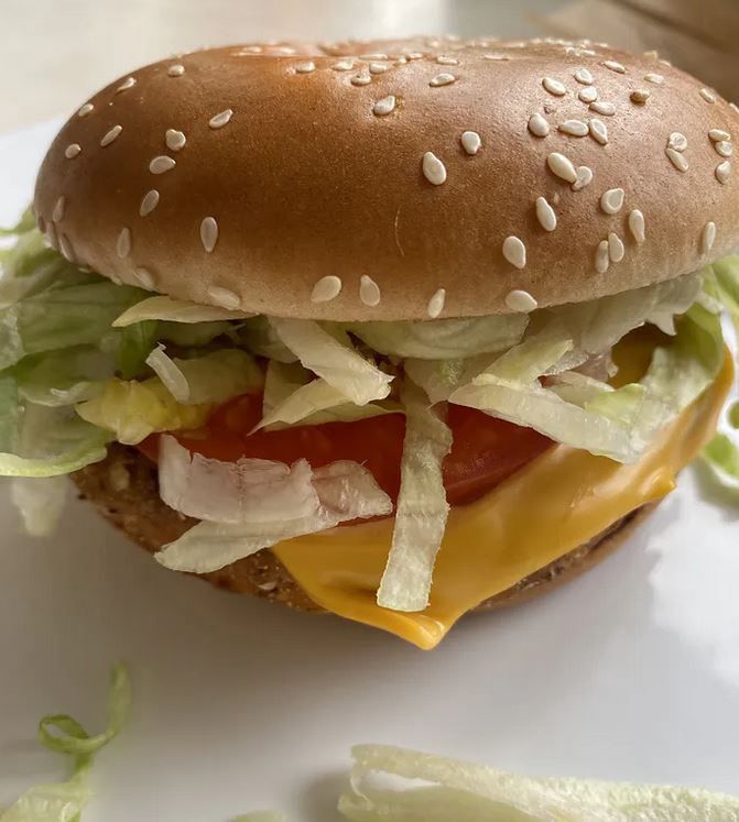 Veggie Burger to drugie podejście McDonald's do kanapki wege w Polsce.
