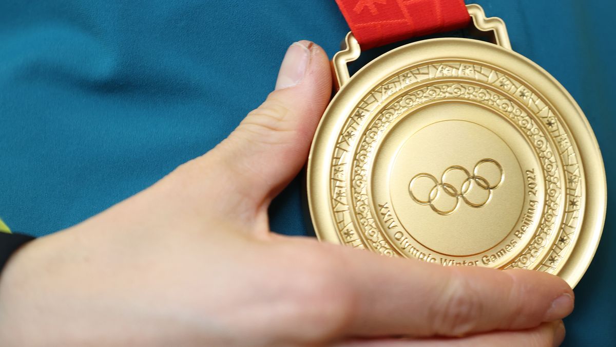 MELBOURNE, AUSTRALIA - FEBRUARY 09: The gold medal of Australian Olympian Jakara Anthony is seen at Melbourne Airport on February 09, 2022 in Melbourne, Australia. (Photo by Robert Cianflone/Getty Images)