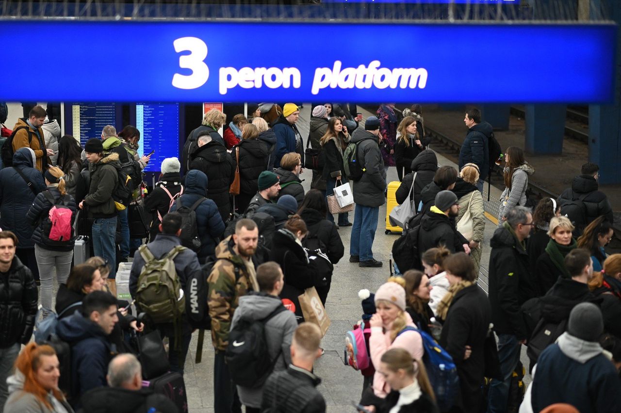 Warszawa: Zamknięta Warszawa Centralna, a od czwartku metro