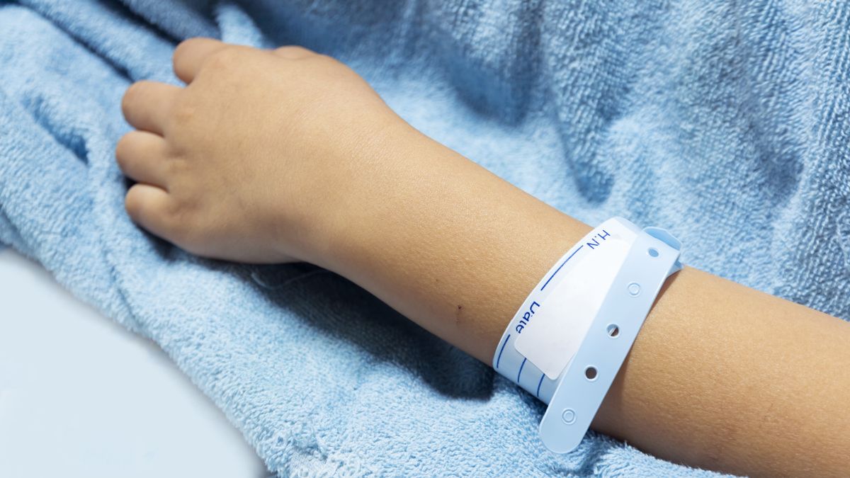 Imię i nazwisko na szpitalnej opasce. Ustawodawcy zapomnieli o RODO