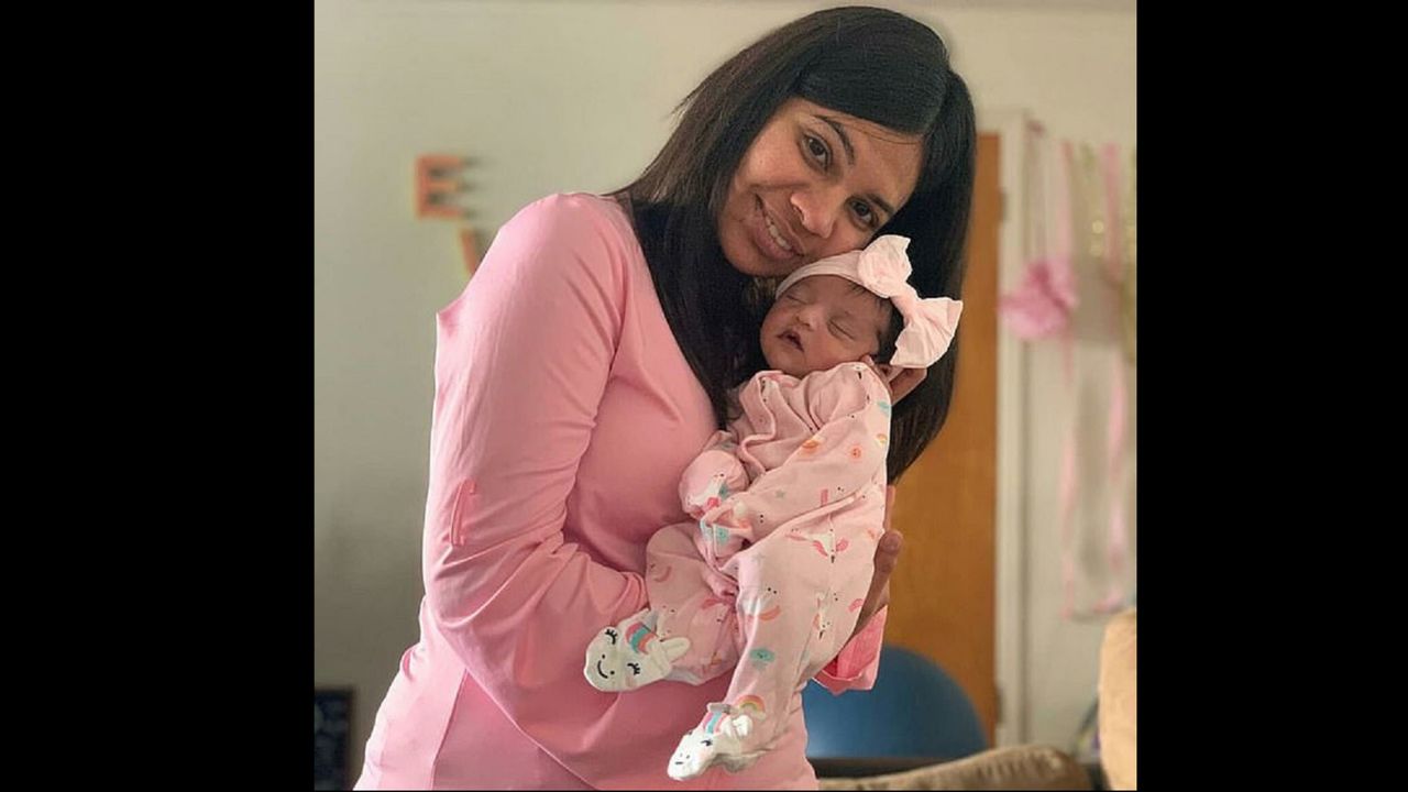 Dziewica zaszła w ciążę. Nie mogła uprawiać seksu z powodu choroby (WIDEO)