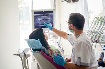 Wolą leczyć zęby w Polsce. Nic ich to nie kosztuje. Płaci państwo