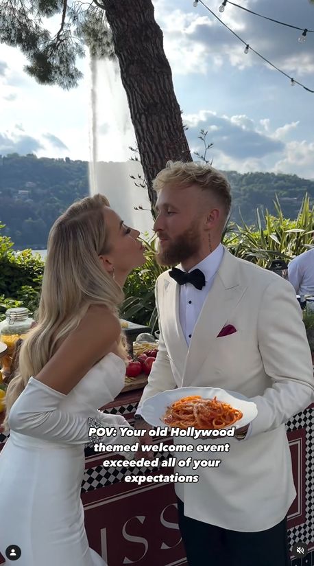 Aggie, która była prowadzącą "Prince Charming" wyszła za mąż! 