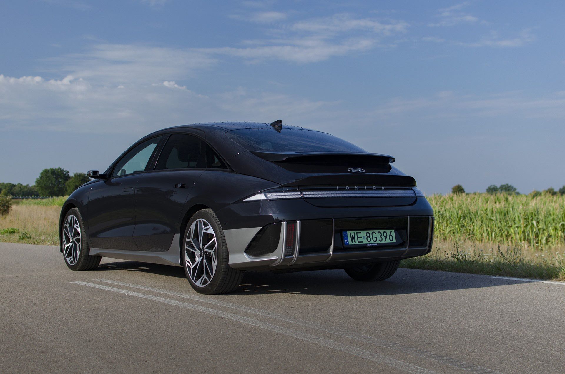 Hyundai Ioniq 6