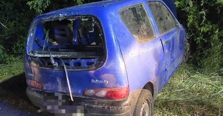 Nowe Kichary: Fiat Seicento zjechał z drogi. Kierowca w stanie ciężkim