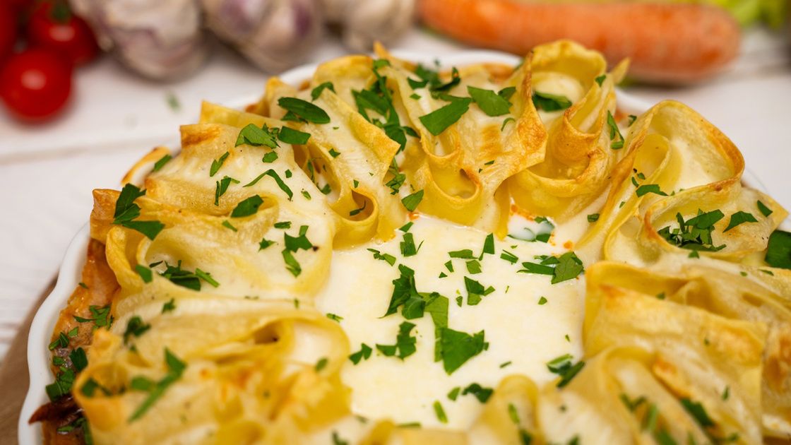 Pyszna zapiekanka makaronowa