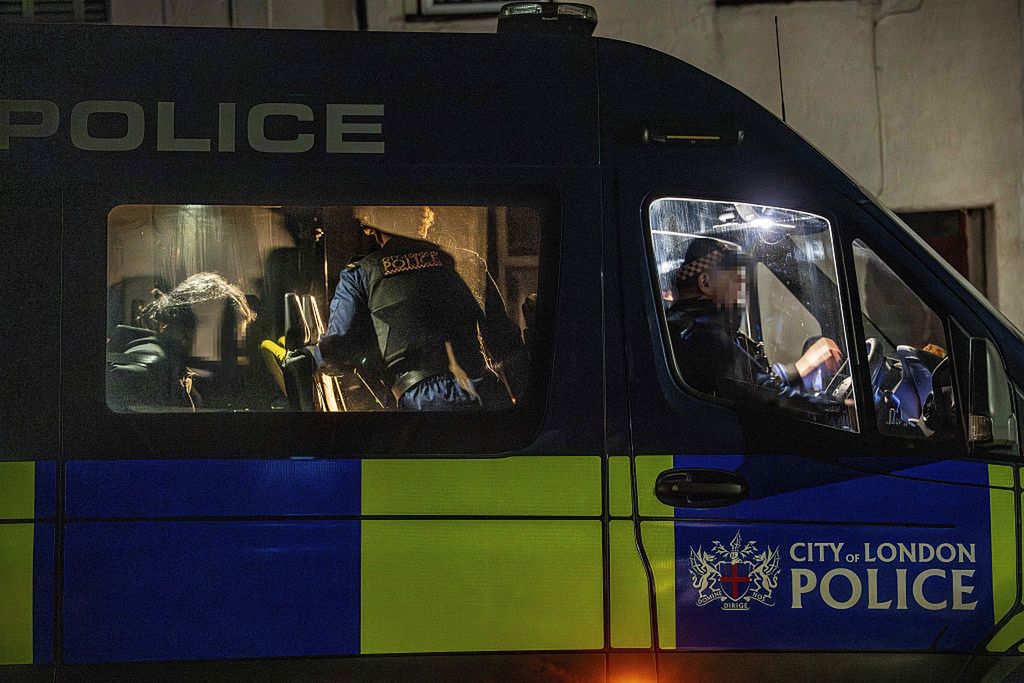 Angielscy antyterroryści w akcji. Zatrzymania za szpiegostwo dla Iranu