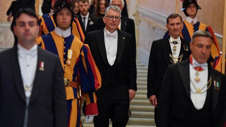 Australia: nowe przepisy chroniące dzieci w internecie
