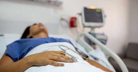 Rzadki śmiertelny wirus. W Indiach wykryto przypadki zakażenia