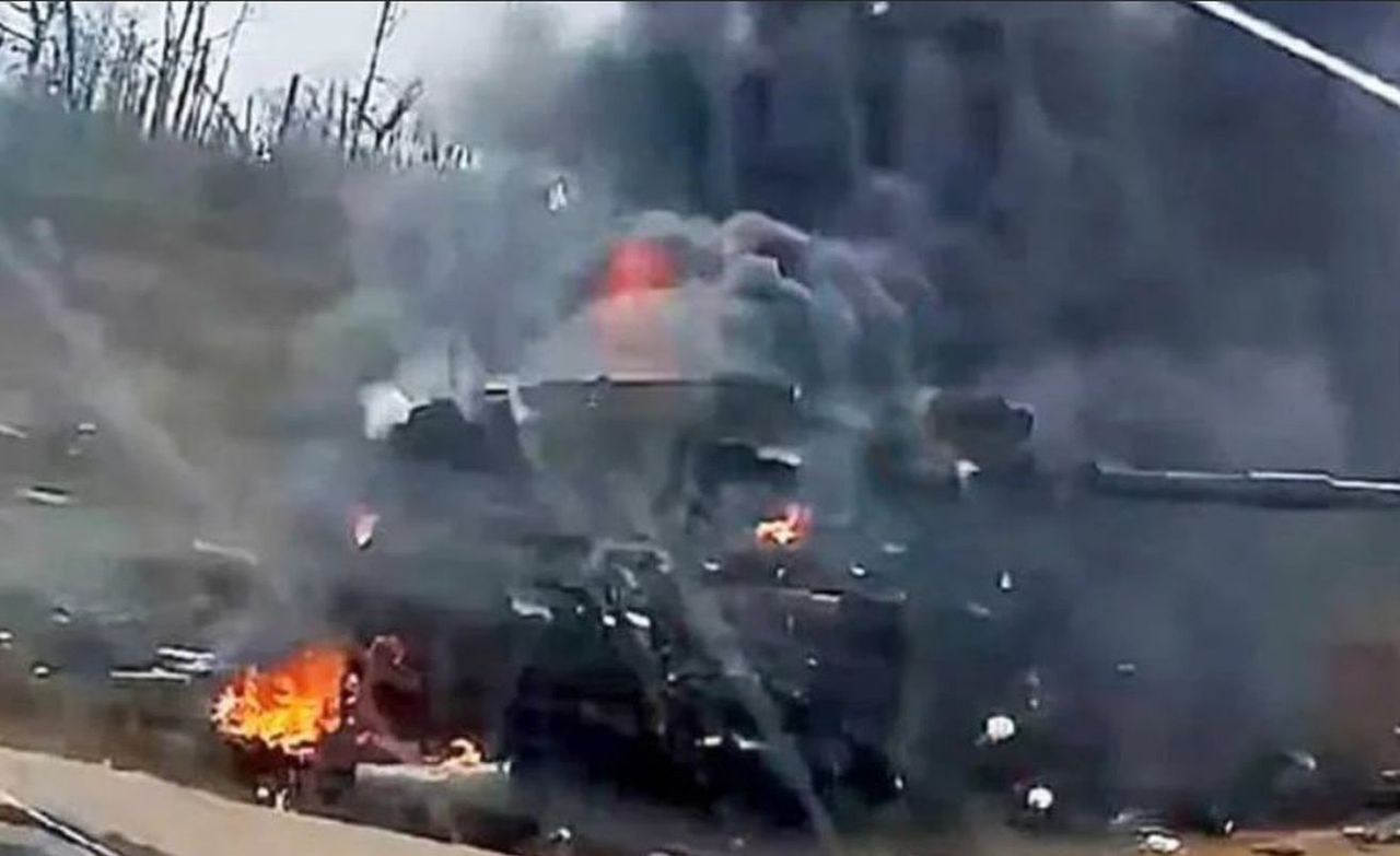 Czołg Challenger 2 zniszczony podczas walk w Ukrainie