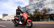 Nowe skutery Yamaha NMax 125/155 i D’elight. Modele na prawo jazdy kategorii B