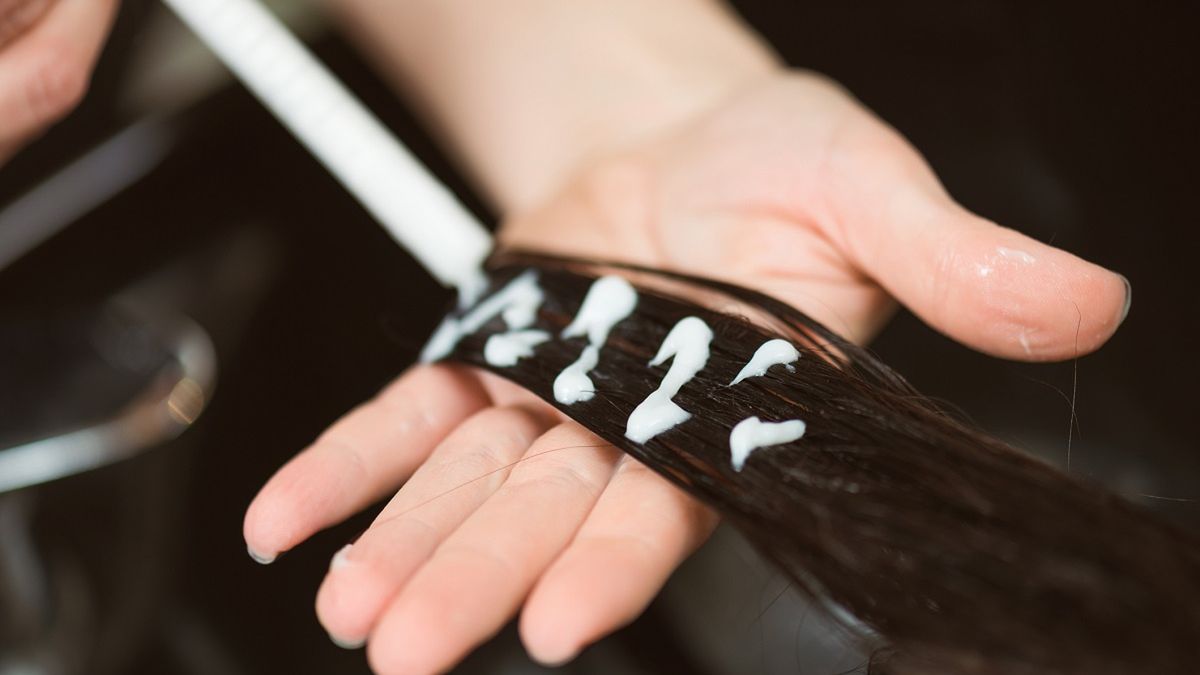 Domowa maska działa na włosy jak botoks.