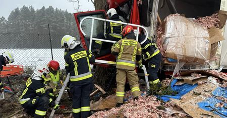 Poważny wypadek na DK 10