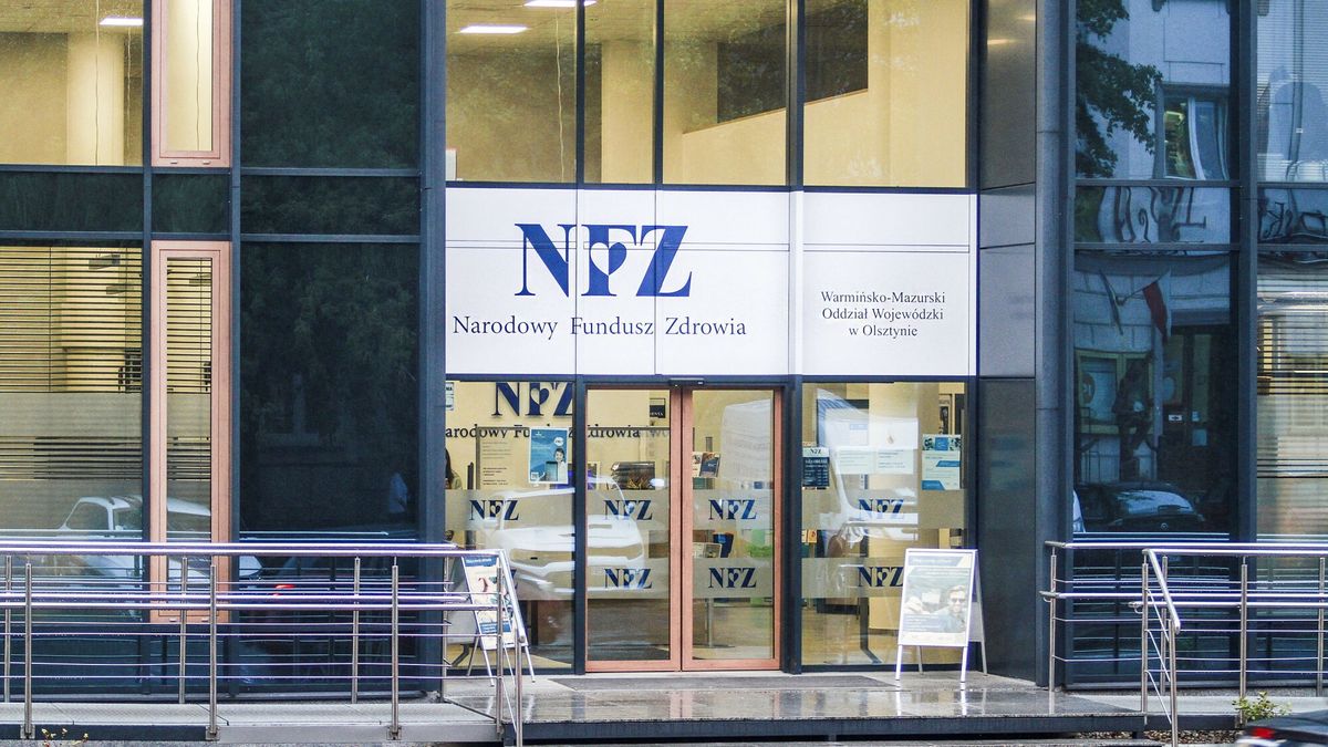 Jak finansować służbę zdrowia? Oto dwugłos ekonomistów