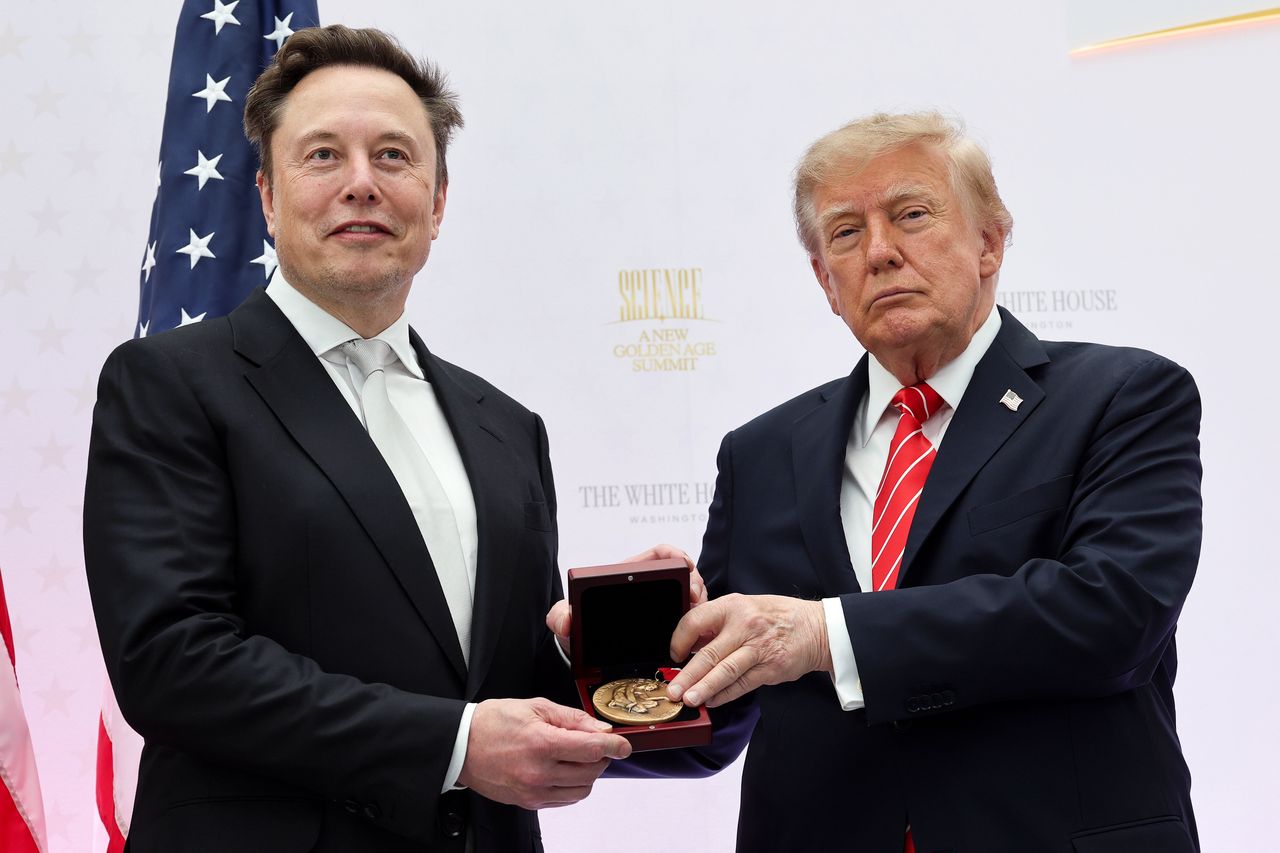 Media: Trump zadzwonił do Muska. Żądał zmian ws. Ukrainy
