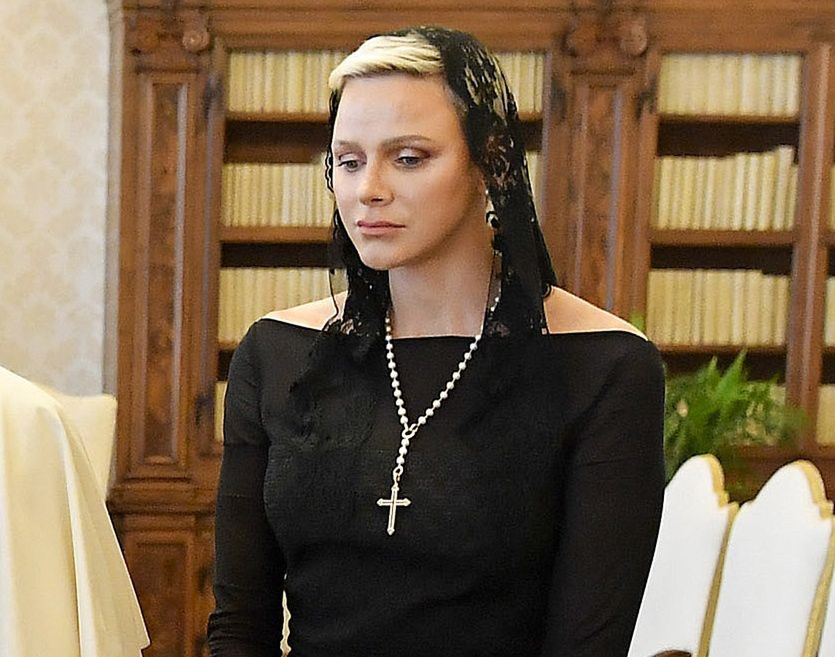Księżna Monako towarzyszy mężowi w Watykanie