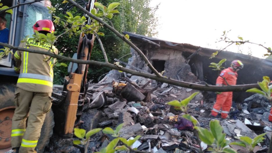 Wybuch gazu i pożar w budynku w Zebrzydowicach