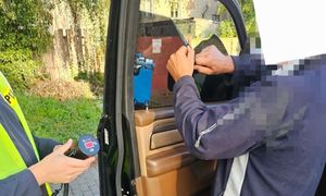 Miał przyciemnione szyby w Dodge'u. Oto, co wykazało badanie