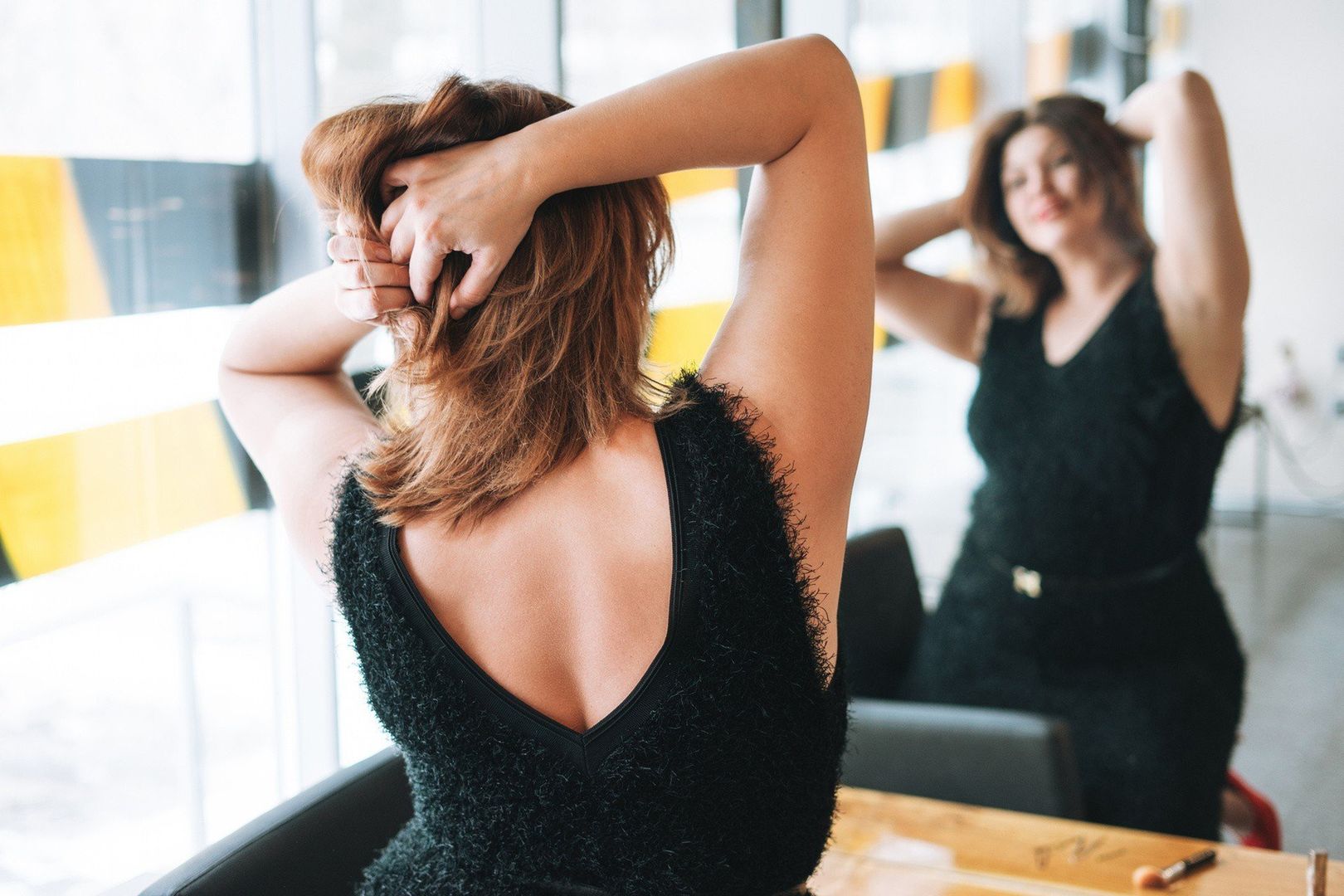 Modne sukienki plus size na sezon 2025. Jak wybrać odpowiedni krój dla siebie? Podpowiadamy!
