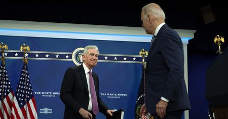 W USA inflacja wyższa od oczekiwań. "Furtka do obniżek stóp procentowych się zamyka"