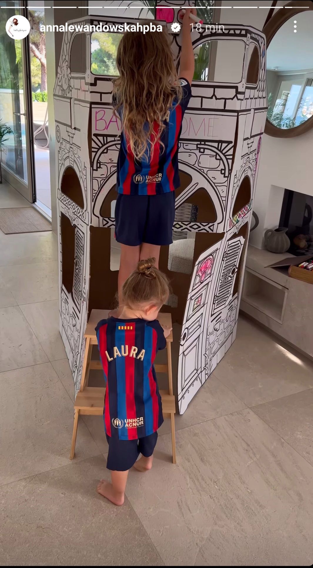 Klaura i Laura w koszulkach FC Barcelony
