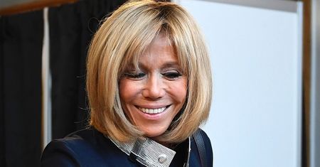 "Bez niej nie byłbym sobą" - mówi o niej Emmanuel Macron. Kim jest nowa pierwsza dama Francji?
