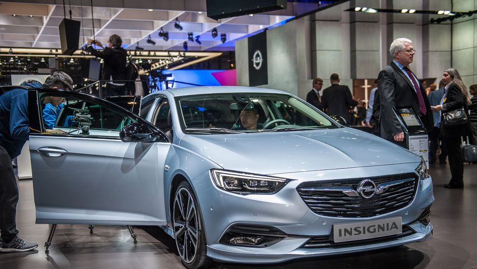 Nowy Opel Insignia w Genewie