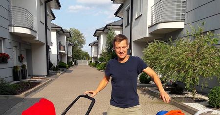 Marcin Mroczek na pępkowym swojego synka