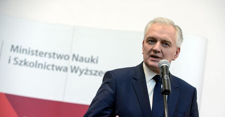 Naukowcy zaniepokojeni. Wystosowali list otwarty do Jarosława Gowina i Beaty Szydło