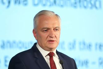 PiS wycofało się z kontrowersyjnego projektu. Jarosław Gowin zabrał głos