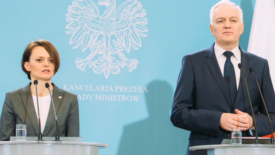 Jadwiga Emilewicz i Jarosław Gowin na celowniku związkowców