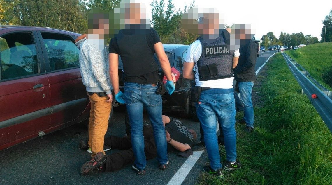 Cezary F. usłyszał zarzuty zabójstwa 50-latki z Mrągowa