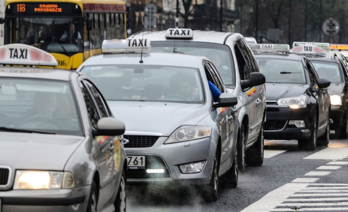 W Olsztynie taksówki nie tylko do przewożenia ludzi. Przydadzą się także w trakcie… pożaru