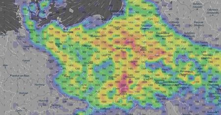 Pogoda. Kulminacja upałów w Polsce. Potem huknie piorunami