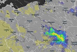 Pogoda. Śnieg, mżawka i gołoledź. Trudne warunki na drogach. Alerty IMGW