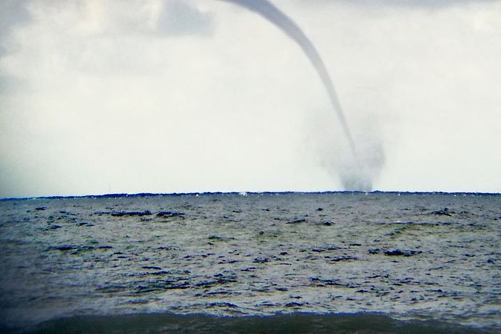 Ratownicy zrobili spektakularne zdjęcie. Zobacz co się dzieje na plaży w Darłowie