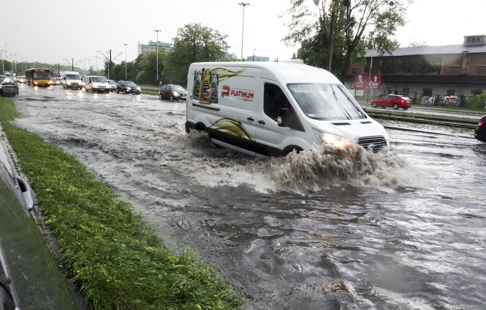 Burze nad Polską. Zalane domy, ulice i brak prądu. Setki interwencji strażaków